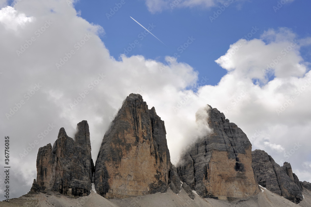 Fototapeta premium Tre Cime di Lavaredo in Italian Dolomites.