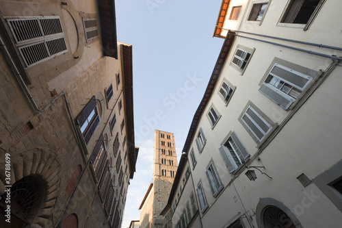 Medieval street in Arezzo (Tuscany, Italy) © Claudio Colombo