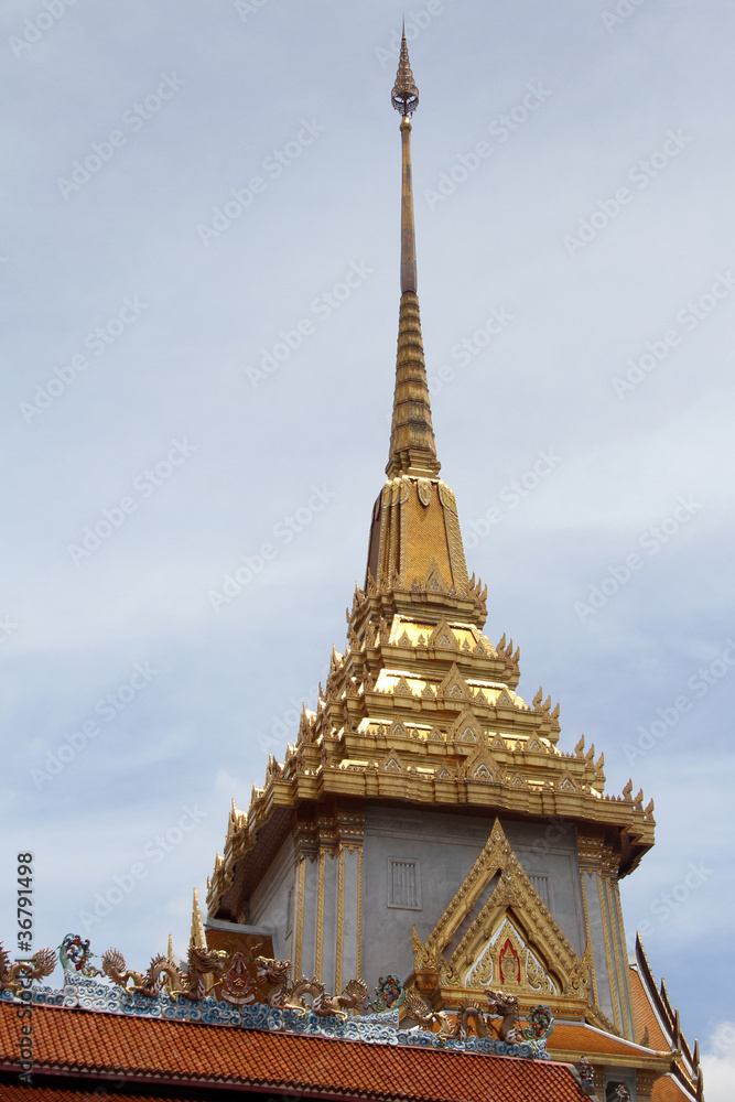 Fototapeta premium Dragon and spire