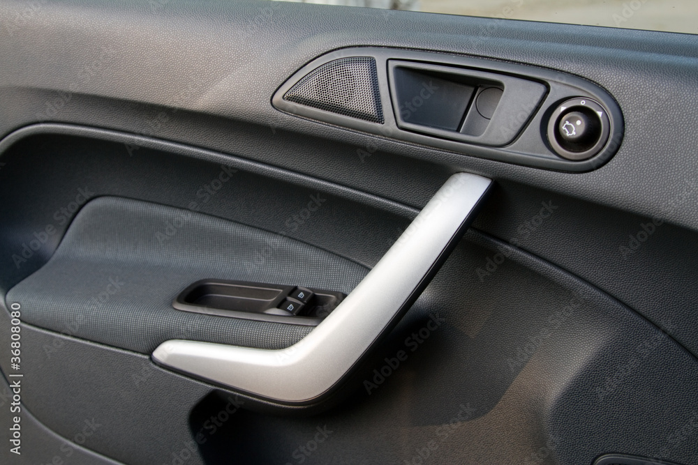 Control knobs in a modern car