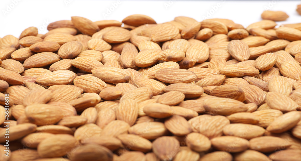 almonds almonds