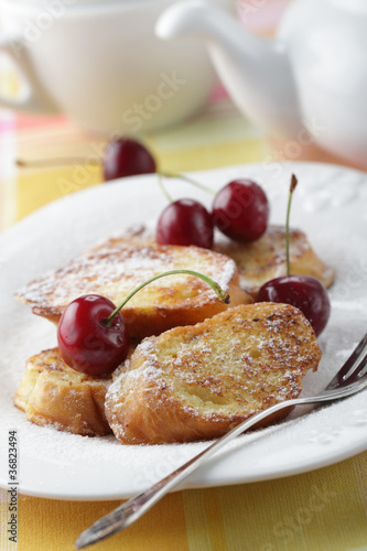 French toasts with cherry