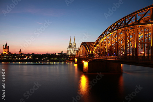 Köln: Dom und Hohenzollernbrücke