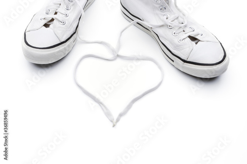 Weiße Turnschuhe