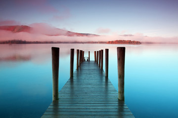 Fotobehang Pier Ashness pier Derwentwater Lake District  © ATGImages
