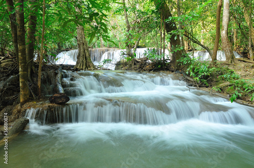 Fototapeta Naklejka Na Ścianę i Meble -  Hui Mea Khamin Waterfall, Kanchanabury, Thailand