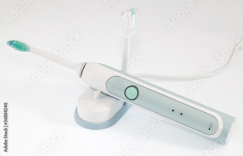Spazzolino da denti elettrico