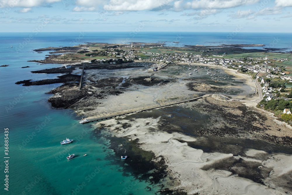 Zdjęcie Stock: île de Batz ,le Finistere vue du ciel | Adobe Stock