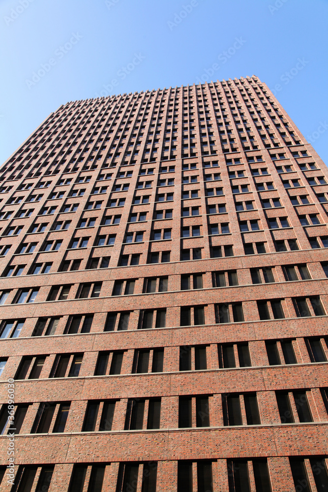 Hochhaus mit Büros in Berlin Hochhaus mit Büros in Berlin