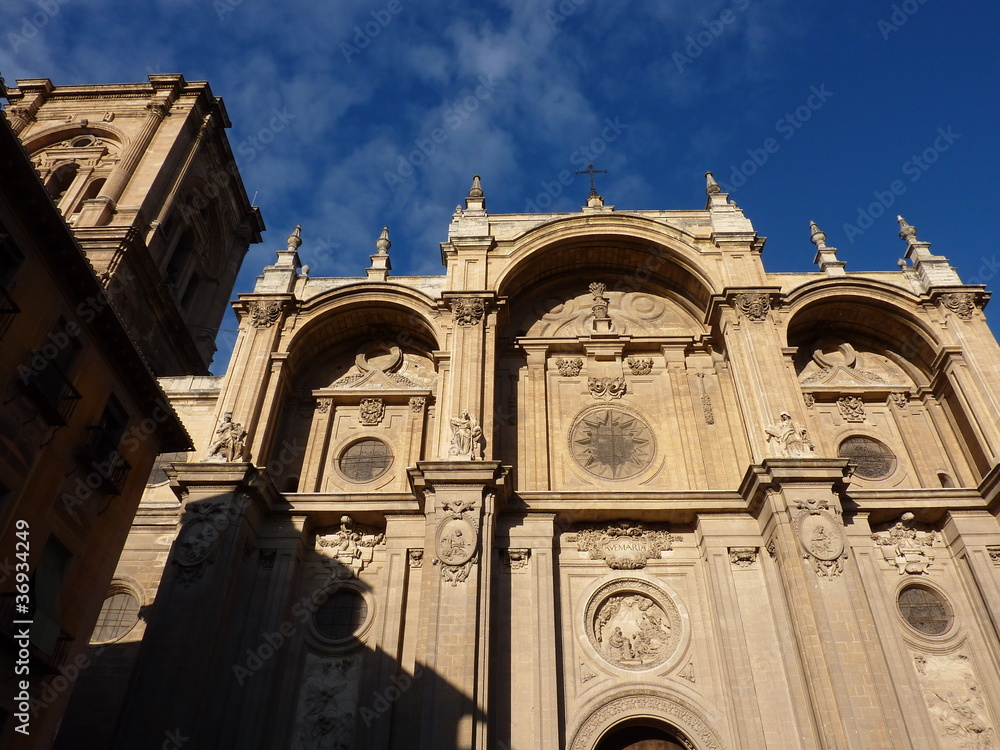 facciata della chiesa di Granada, Spagna