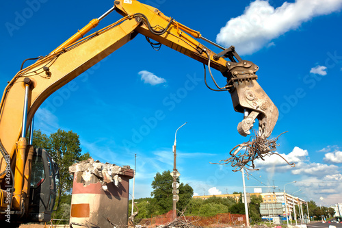 Industrial Demolition with Hydraulic Concrete Crushers