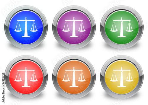 Justice "6 buttons of different colors"