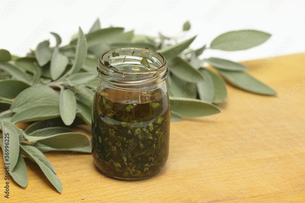 Preparing organic medicinal oil Preparing organic medicinal oil