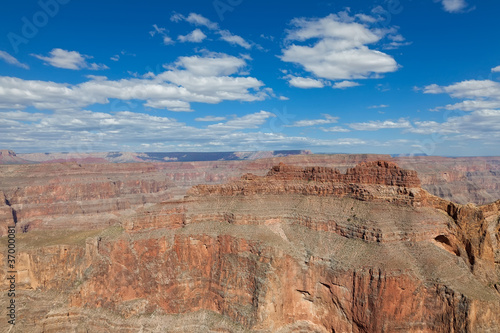 Grand canyon in sunny day © aragami