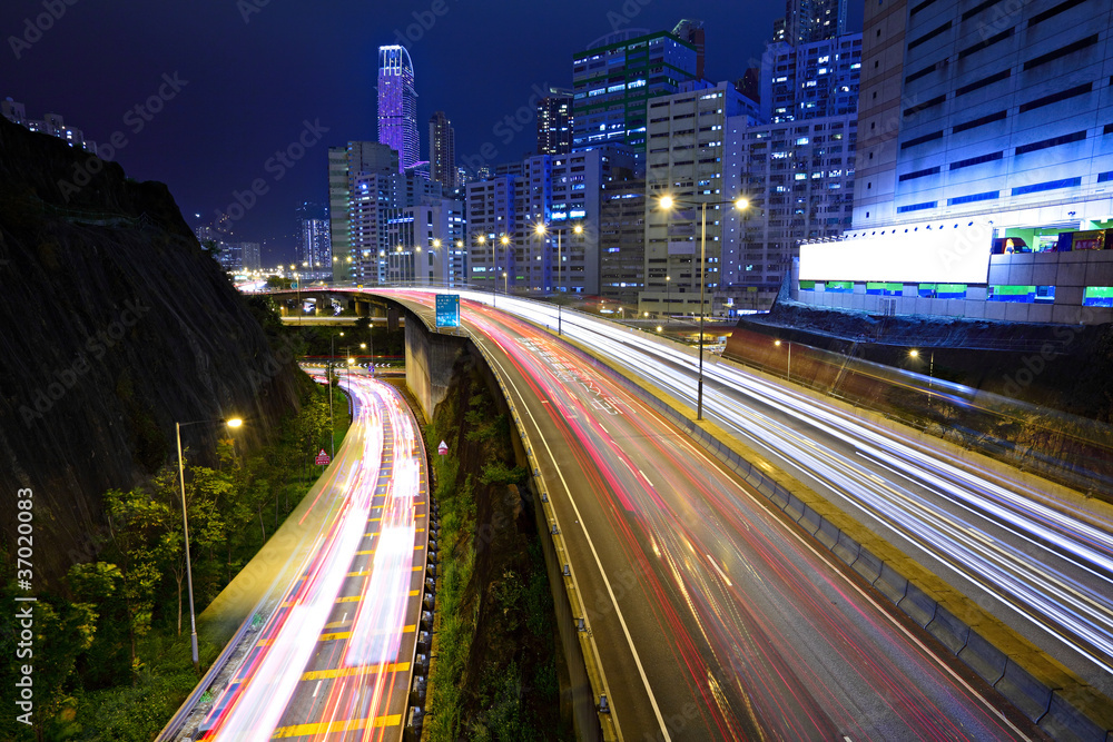 Fototapeta premium traffic in city at night