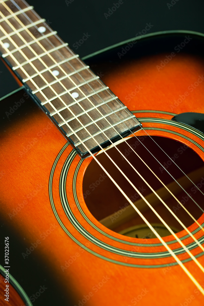 Fototapeta premium Sześciostrunowa gitara akustyczna