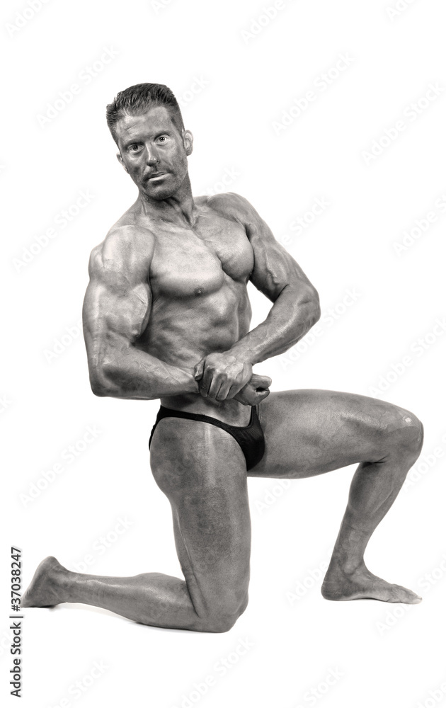 Fototapeta premium Posando en el suelo.