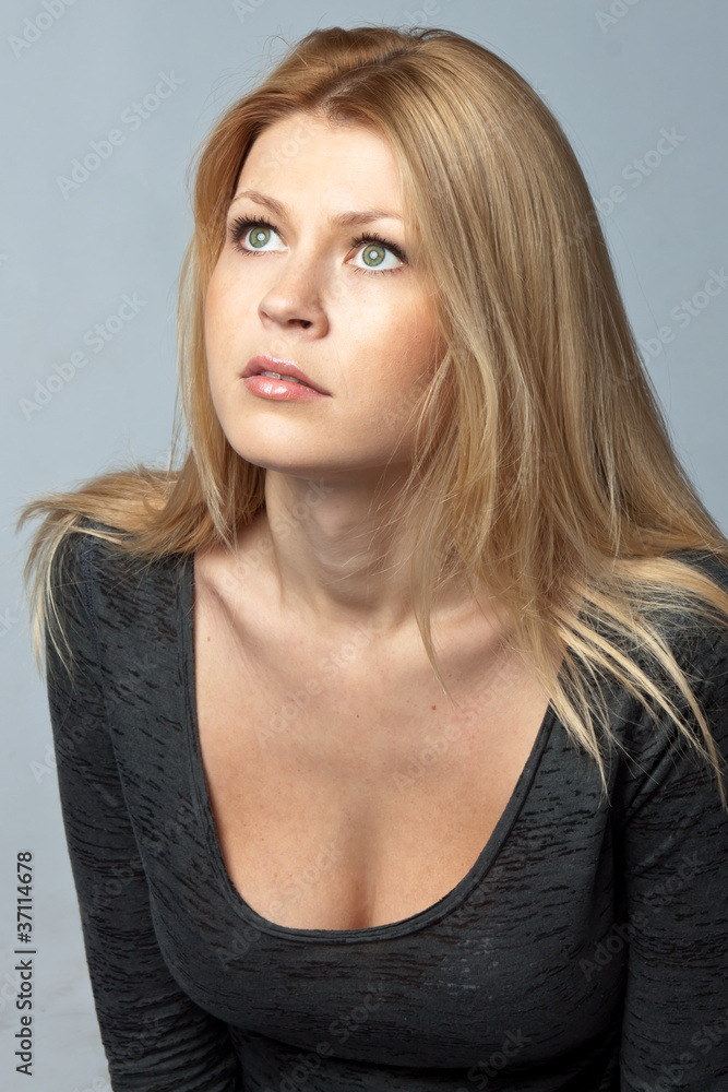 Naklejka premium Portrait of a young and beautiful girl