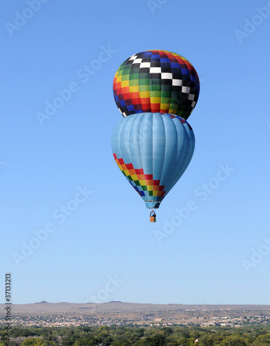 Hot air balloons © icholakov