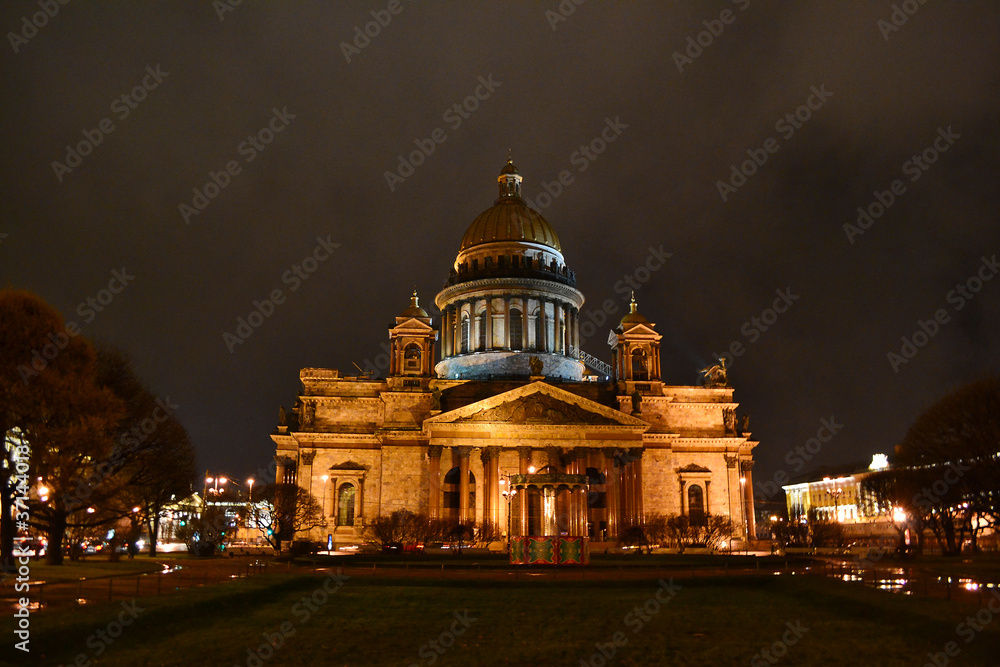 View of night St. Petersburg. Saint Isaac's Cathedra