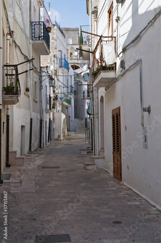 Alleyway. Monte Sant'Angelo. Puglia. Italy. © Mi.Ti.