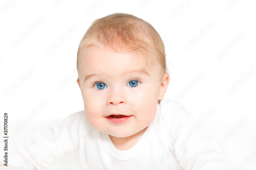 Portrait of blue-eyd baby