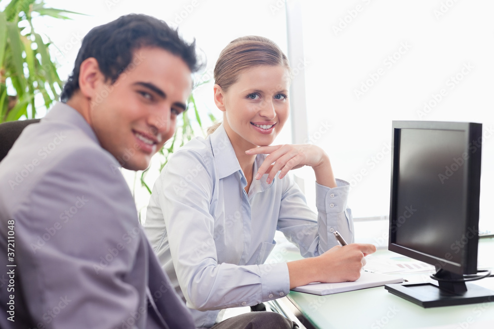 Tradeswoman gets mentored by experienced colleague Tradeswoman gets mentored by experienced colleague