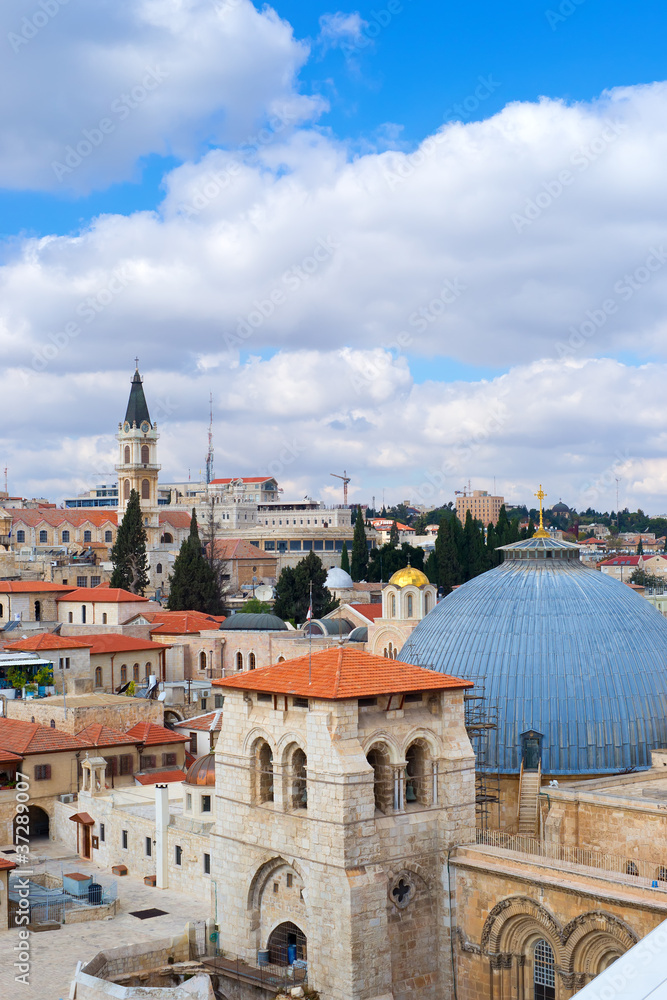 Fototapeta premium Aerial view on old Jerusalem and Church Of The Holy Sepulchre