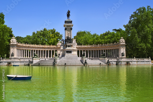 Retiro park lake in Madrid with fallen angel