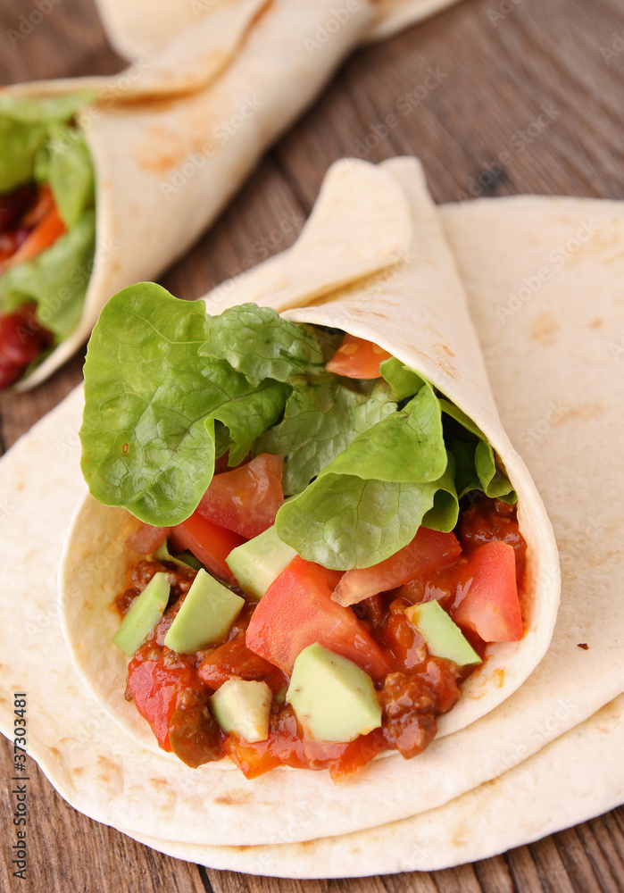 fajitas burritos with beef and vegetables