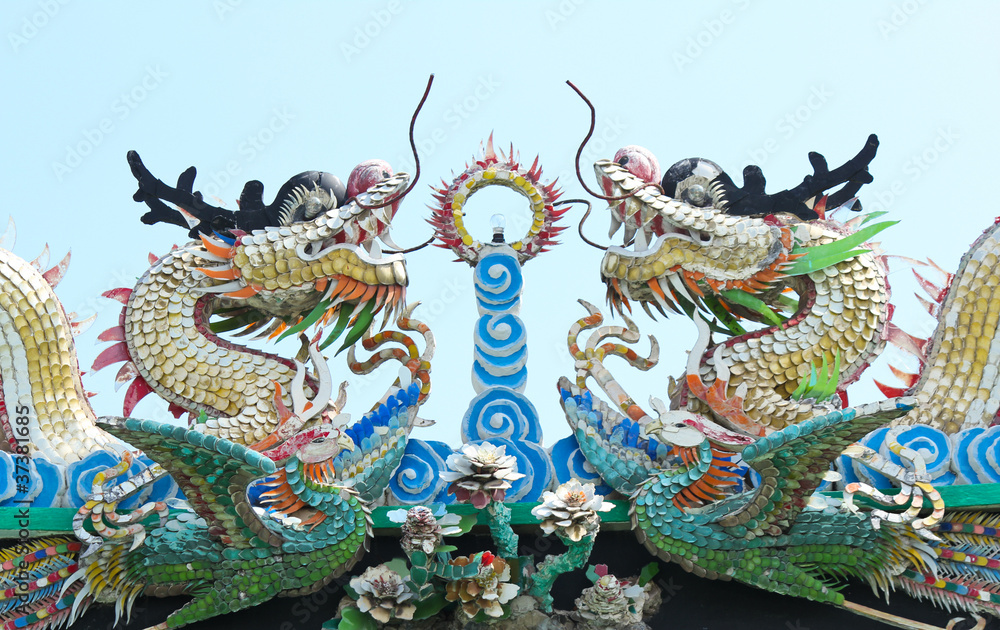 Fototapeta premium Chinese style dragon statue