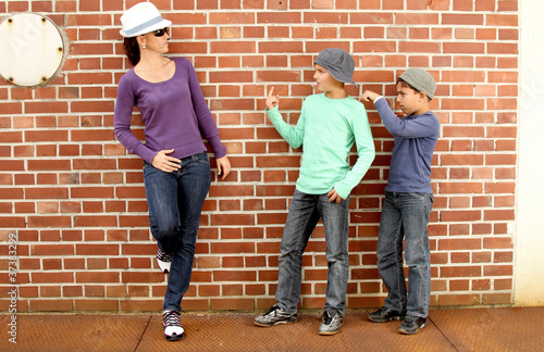 Wallpaper Mural Familie Torontodigital.ca