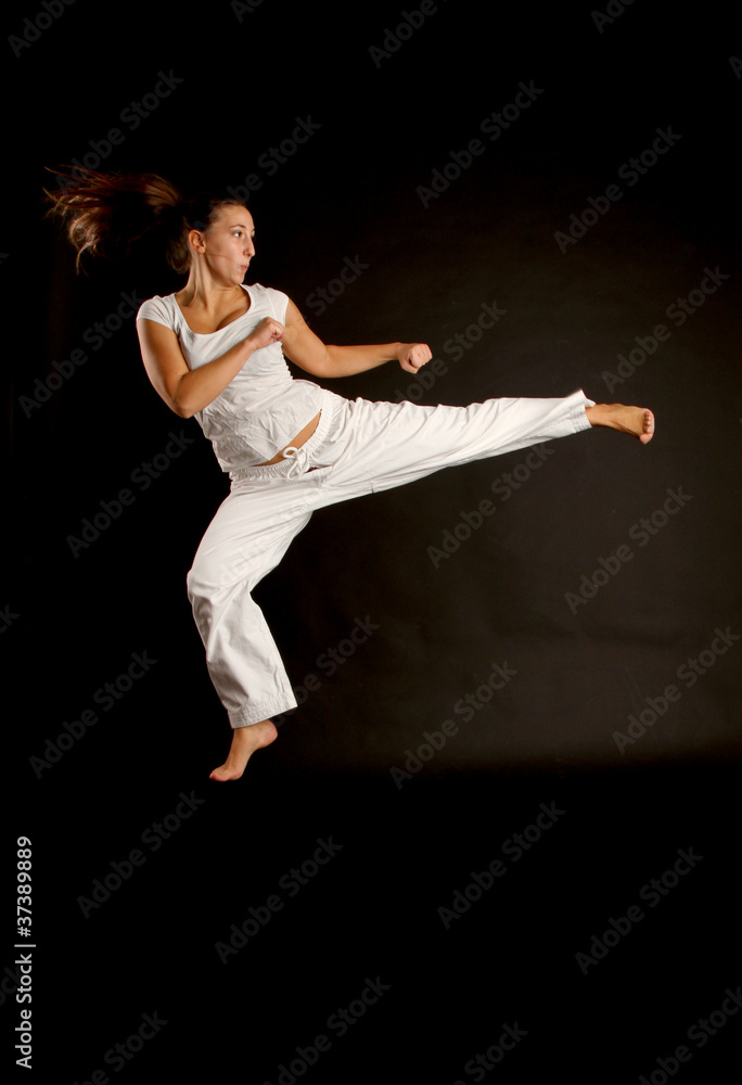 Karate Frau