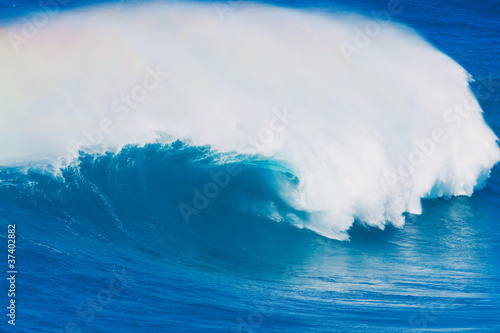 Blue Ocean Wave