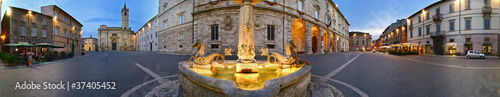 Ascoli Piceno, piazza Arringo a 360°
