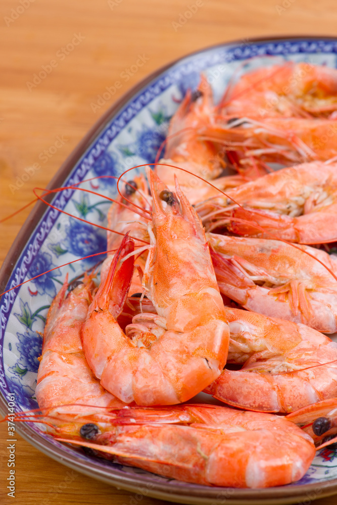 Cooked shrimp in plate Cooked shrimp in plate