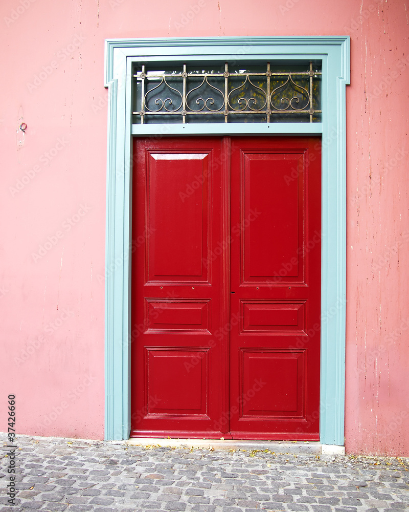 elegant house red door