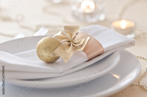 Decorated table set
