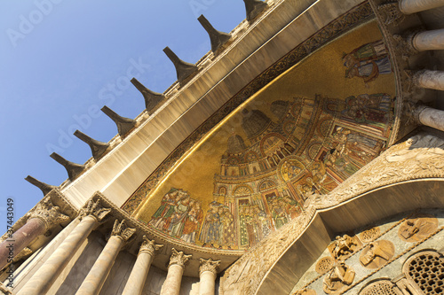 Fotografie Détail de la basilique Saint-Marc à Venise