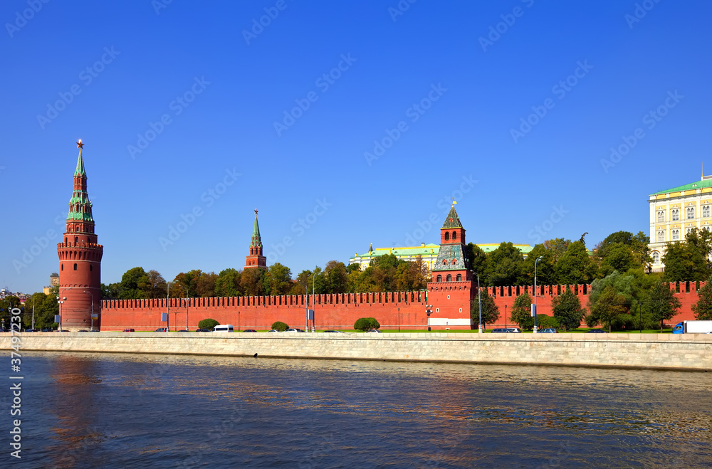 Obraz premium Moscow Kremlin and Moskva River