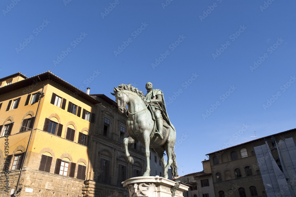 Statue of Cosimo Medici at Christmas in Florence  Italy