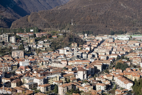 Konstfotografi omegna dall'alto