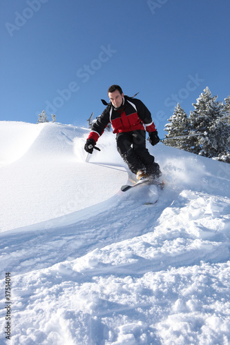 Man skiing