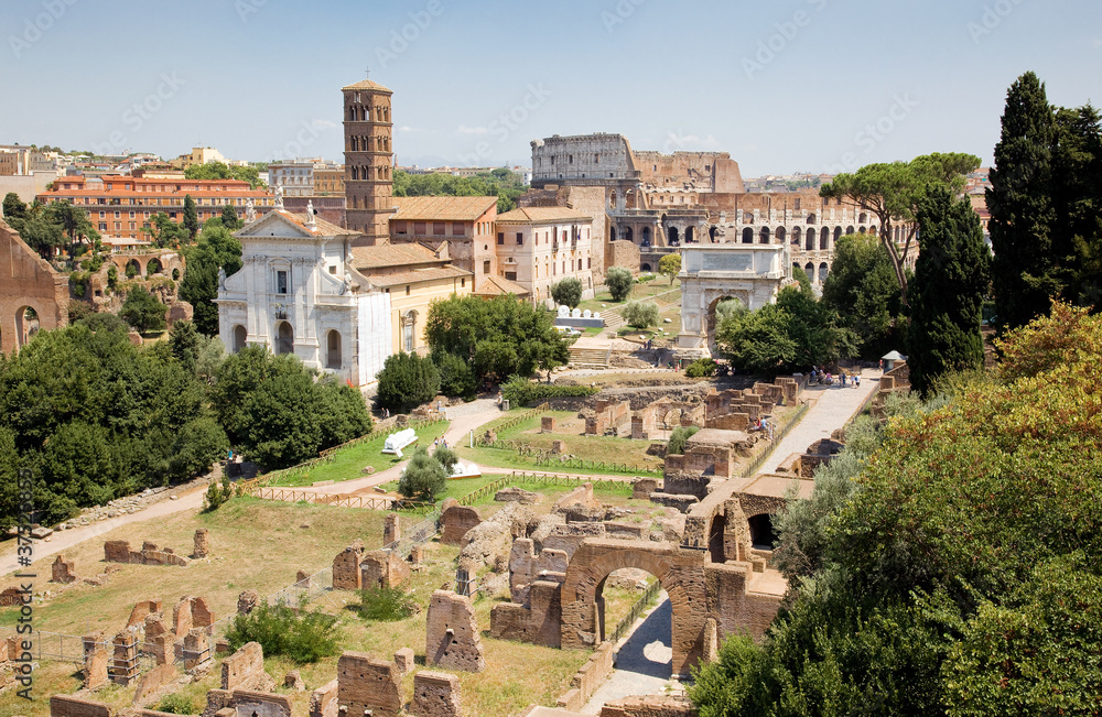 roman forum ruins
