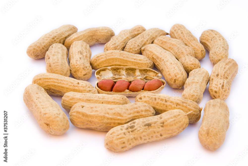 a heap of raw peanuts a heap of raw peanuts