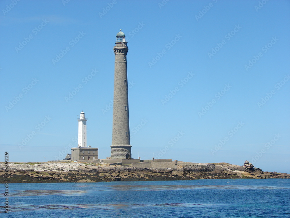 phare de l'île vierge112