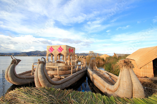 Uros boat