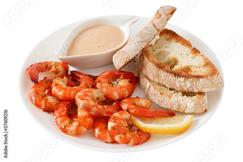 shrimps with sauce and bread