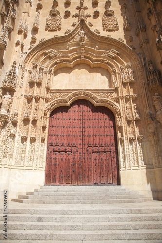 carved door of Salamanca cathedral
