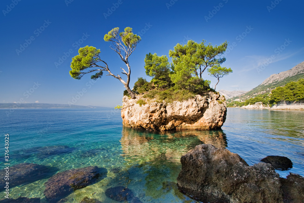 Fototapeta premium brela, croatia